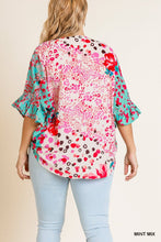 Load image into Gallery viewer, Floral and Animal Mixed Print Top
