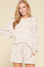 Load image into Gallery viewer, Leopard Printed Loungewear Set
