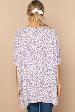 Load image into Gallery viewer, Versatile Printed Knit Top
