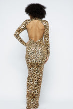 Load image into Gallery viewer, Open-Back Animal Printed Foil Body Con Dress
